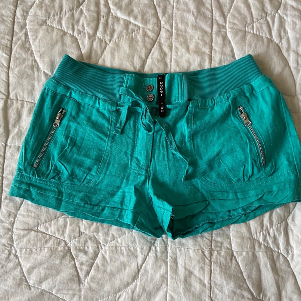 Paper Tee Zipper shorts